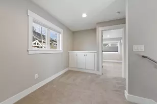 1913 NW Monterey Mews, Bend, OR 97703 - Photo 36