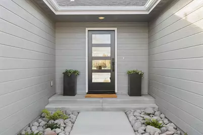 824 Quail Park Circle, Klamath Falls, OR 97601 - Photo 2