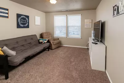 61813 Azalia Place, Bend, OR 97702 - Photo 12