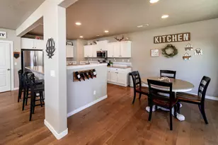 61813 Azalia Pl, Bend, OR 97702 - Photo 6