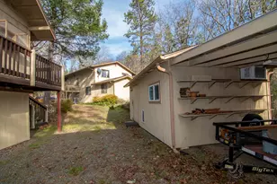 323 Roan Dr, Grants Pass, OR 97526 - Photo 52