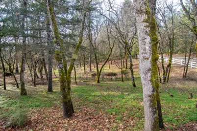 323 Roan Drive, Grants Pass, OR 97526 - Photo 58