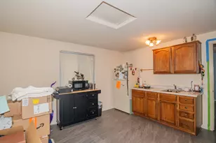 323 Roan Dr, Grants Pass, OR 97526 - Photo 34