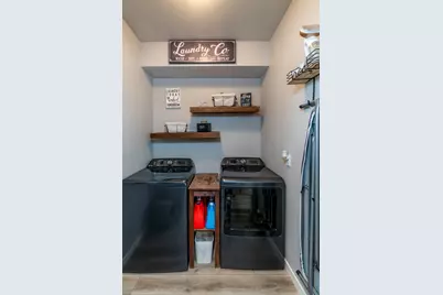 3670 SW Badger Avenue, Redmond, OR 97756 - Photo 14