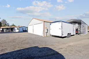 2165 SE Madras Rd, Madras, OR 97741 - Photo 2