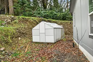 7743 Rogue River Hwy, Rogue River, OR 97537 - Photo 24