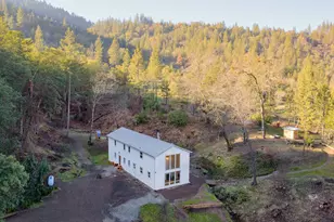 4098 Foots Creek R Fork Rd, Gold Hill, OR 97525 - Photo 6