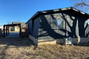 1420 NW Breann Loop, Prineville, OR 97754 - Photo 2