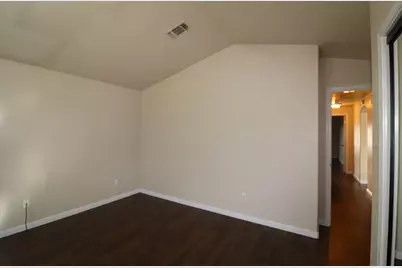 3555 South Village Drive, Medford, OR 97504 - Photo 16