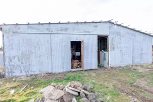 65665 SW 61st St, Bend, OR 97703 - Photo 20