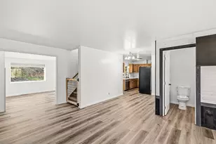 437 Cumberland Dr, Grants Pass, OR 97527 - Photo 14