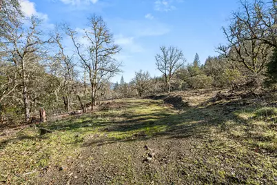 437 Cumberland Drive, Grants Pass, OR 97527 - Photo 44