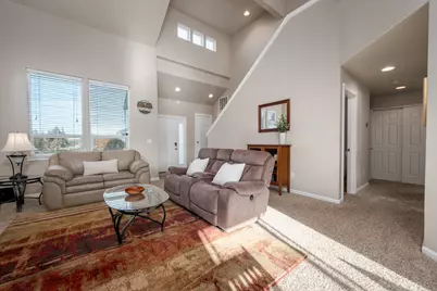 1325 NW 16th Court, Redmond, OR 97756 - Photo 8