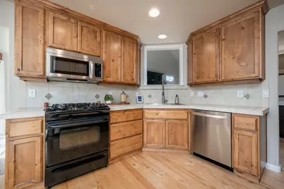 1325 NW 16th Court, Redmond, OR 97756 - Photo 14
