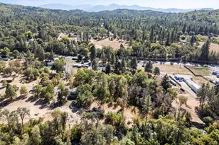 3000 Merlin Rd, Grants Pass, OR 97526 - Photo 38