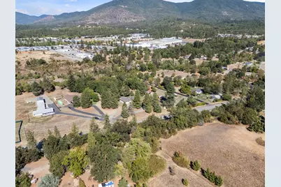 3000 Merlin Road, Grants Pass, OR 97526 - Photo 36