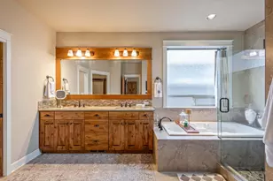 20870 Golden Gate Pl, Bend, OR 97702 - Photo 14