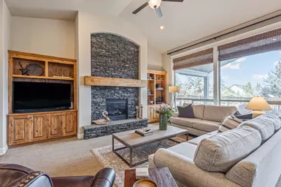 20870 Golden Gate Place, Bend, OR 97702 - Photo 4