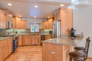 17879 Kodiak Ln, Bend, OR 97707 - Photo 8