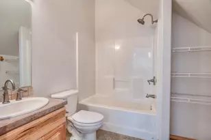 17879 Kodiak Ln, Bend, OR 97707 - Photo 18