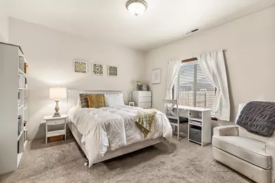 831 Isherwood Drive, Central Point, OR 97502 - Photo 22