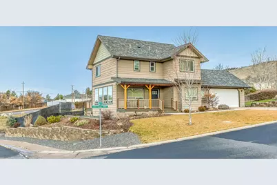 540 Crestdale Way, Klamath Falls, OR 97603 - Photo 2