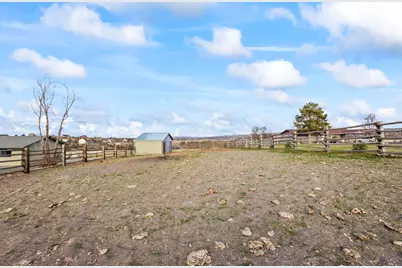 896 SE Dover Lane, Madras, OR 97741 - Photo 14