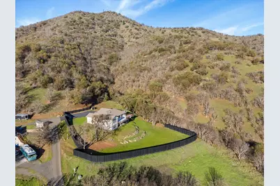 1401 7th Avenue, Gold Hill, OR 97525 - Photo 36