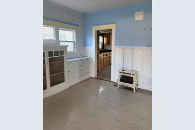 1031 W 10th Street, Medford, OR 97501 - Photo 14