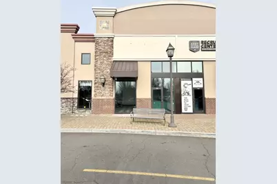 1251 E McAndrews Road #113, Medford, OR 97504 - Photo 2