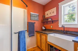 64767 Cook Ave, Bend, OR 97703 - Photo 26