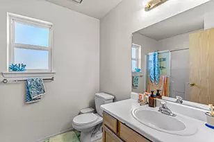 3040 Sheraton Ct, Medford, OR 97504 - Photo 10