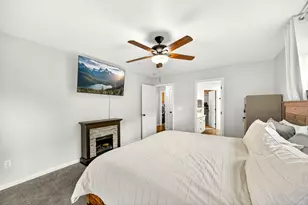 691 Spring Valley Dr, Medford, OR 97501 - Photo 18