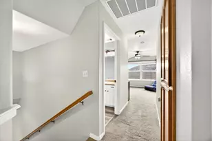 691 Spring Valley Dr, Medford, OR 97501 - Photo 26