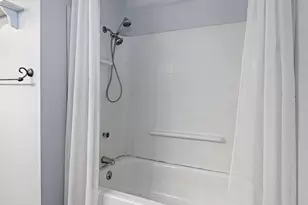 62946 Florence Dr, Bend, OR 97701 - Photo 12