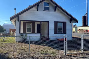 332 N Madison St, Merrill, OR 97633 - Photo 2