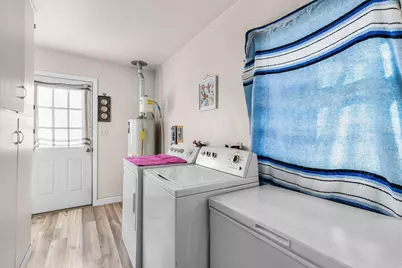 639 NW 8th Street, Redmond, OR 97756 - Photo 6