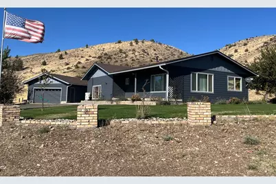 17047 Highway 395, Lakeview, OR 97630 - Photo 1
