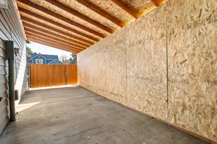 789 SE Airpark Dr, Bend, OR 97702 - Photo 22