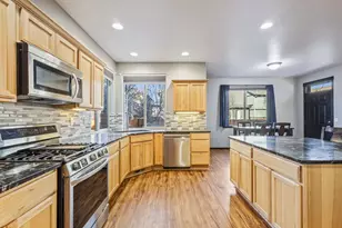 21182 Desert Skies Place, Bend, OR 97702 - Photo 8