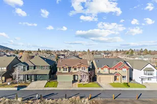 21182 Desert Skies Place, Bend, OR 97702 - Photo 36