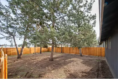 546 SE Centennial Street, Bend, OR 97702 - Photo 22