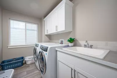 1324 W Hill Avenue, Sisters, OR 97759 - Photo 18