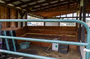 2453 Stringer Gap Rd, Grants Pass, OR 97527 - Photo 86