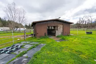 2453 Stringer Gap Rd, Grants Pass, OR 97527 - Photo 80