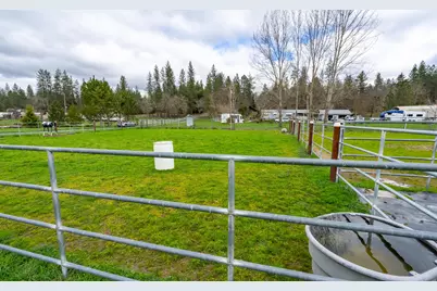 2453 Stringer Gap Road, Grants Pass, OR 97527 - Photo 88