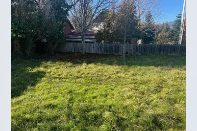 410 N 8th Street, Jacksonville, OR 97530 - Photo 10