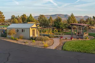 12855 SW Ayres Ln, Powell Butte, OR 97753 - Photo 38