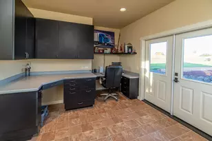 12855 SW Ayres Ln, Powell Butte, OR 97753 - Photo 26