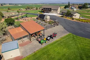 12855 SW Ayres Ln, Powell Butte, OR 97753 - Photo 36